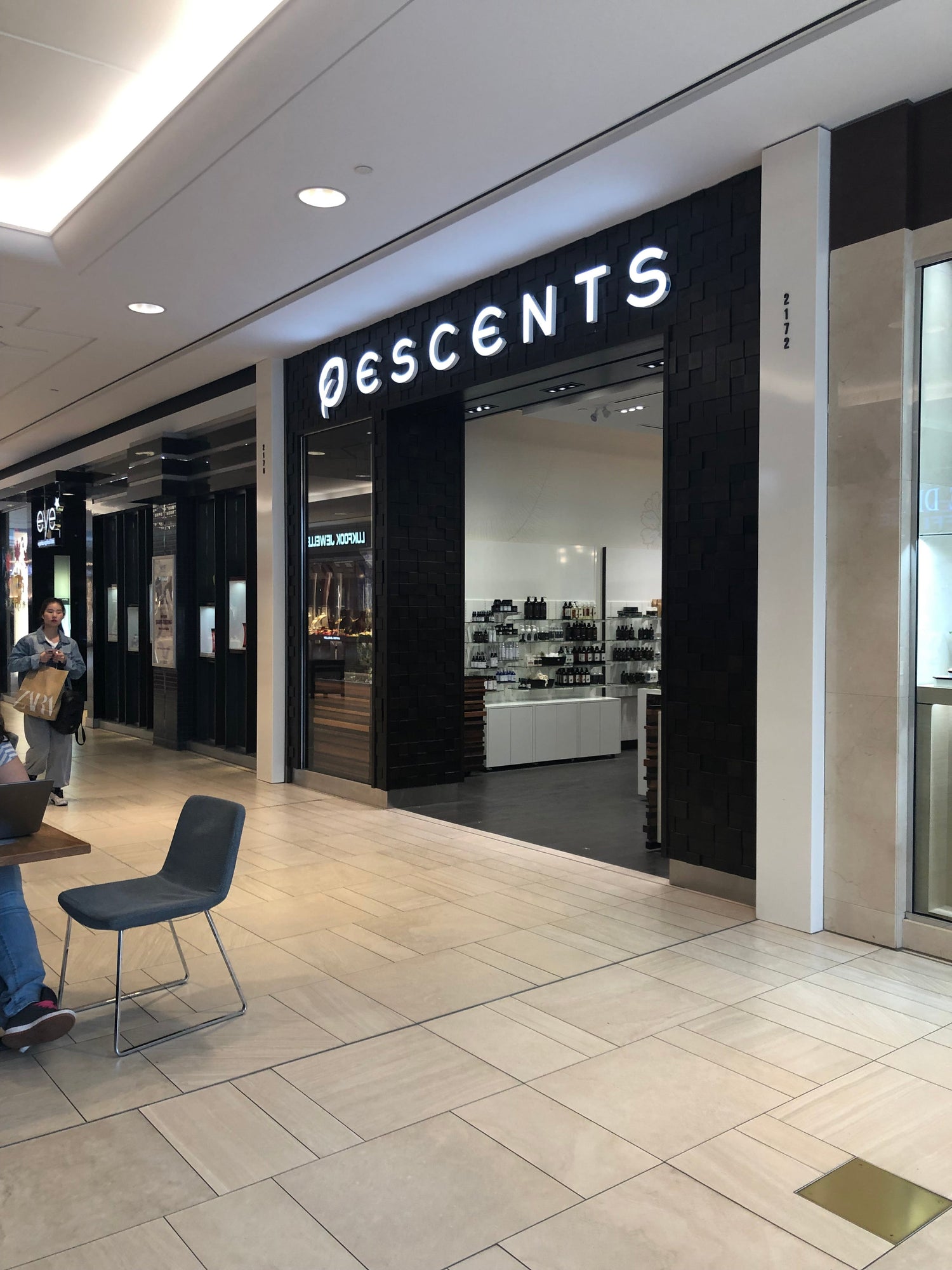 West Vancouver Pop-Up Store